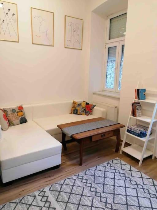 Feine Wohnung Direkt Am Yppen- Und Brunnenmarkt Viena Exterior foto