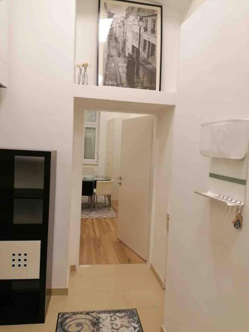 Feine Wohnung Direkt Am Yppen- Und Brunnenmarkt Viena Exterior foto